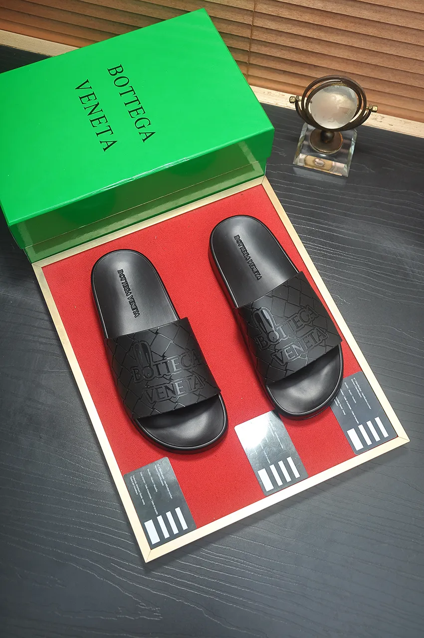 Men's shoes 💰260💶 [Botteg Venetta (BV)] (Slippers) Exclusive new model Official website new model The upper is made of superior top quality Delicate hand feel Luxurious texture Tailored for refined men Create a noble aura Delicate and regular Mark hand stitching Smooth lines Full sheepskin lining, comfortable to wash sweat 38-45